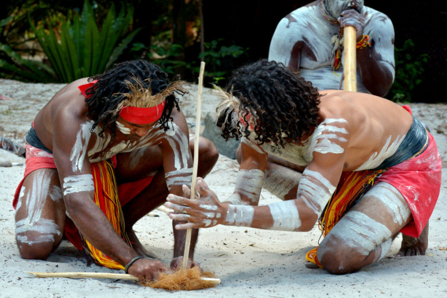 „GLASNIK IZ SVETA DUHOVA“ Najveći zaštititnik Aboridžina, Sreten Božić ove godine puni 90 godina