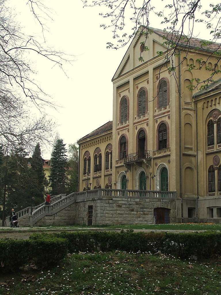 PRAVI RAJ ZA SVE GENERACIJE NA 75 KILOMETARA OD BEOGRADA U podnožju srpske planine nalazi se lekovita banja, kao i grad koji nudi brojne aktivnosti (FOTO)