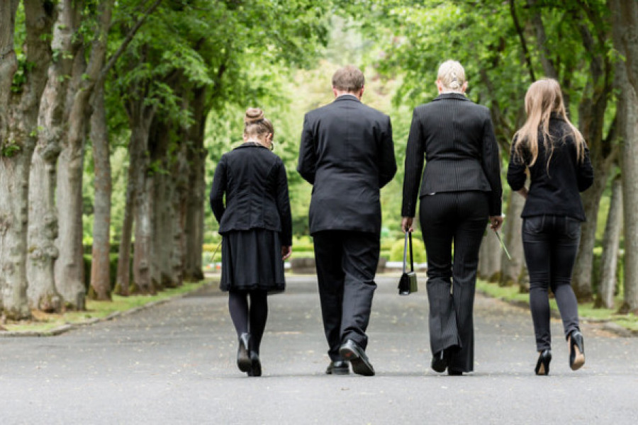 STRAH OD NAŠIH PREMINULIH: Nikako se ne smete vraćati istim putem kojim ste došli na pogreb
