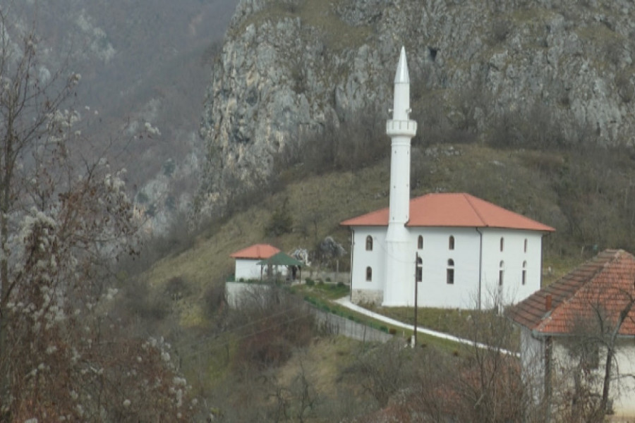Napisan pre četiri stotine godina i predstavlja izuzetno redak primerak: Najstariji Kuran na Balkanu nalazi se u prijepoljskom selu Hisardzik