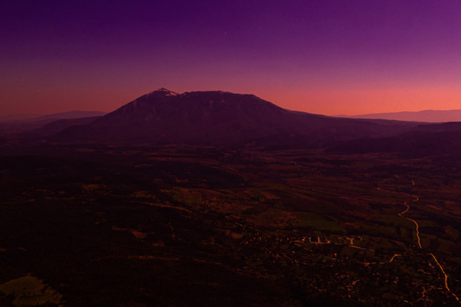 MISTIČNA PIRAMIDA U SRBIJI Dom vanzemaljaca i skrivenog blaga?