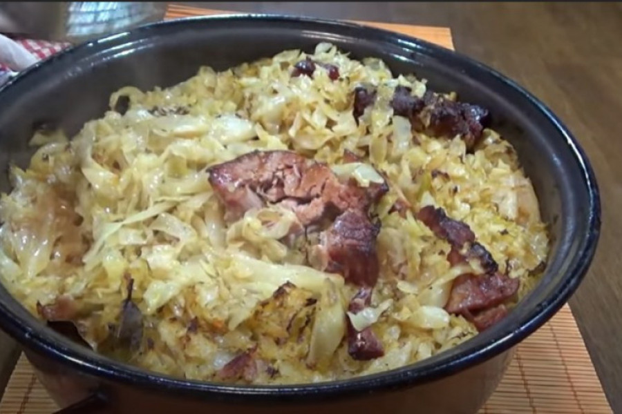 RECEPT ZA STARINSKI PODVARAK Ceo život ga spremate pogrešno, a trebalo bi OVAKO