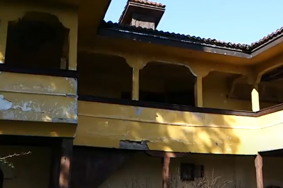ORONULA KUĆA SVEDOK PROŠLOSTI Vlasnici ove kuće su poslužili kao inspiracija za roman Dobrice Ćosića