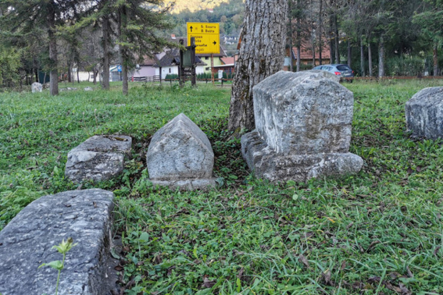 SRBIJA DOBIJA PRVI PARK ĆIRILICE Počeli radovi na njegovoj izgradnji u Bajinoj Bašti a sve u cilju očuvanja nacionalnog pisma