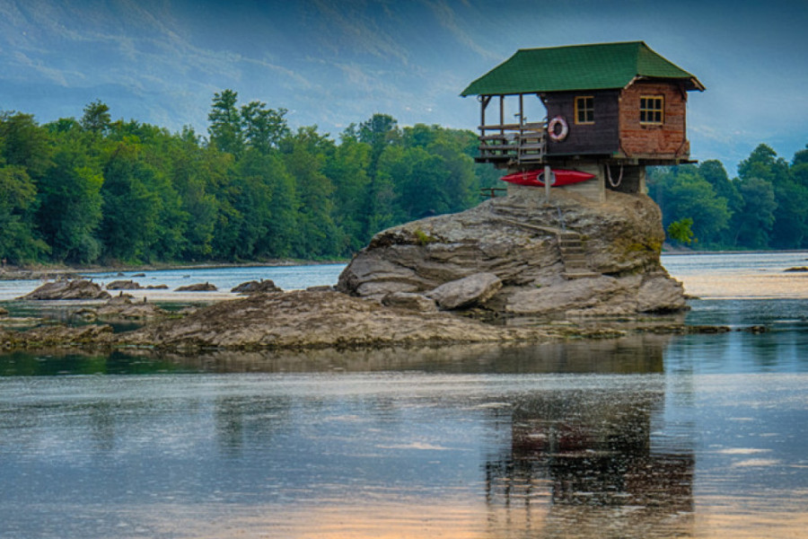 PEJZAŽ KAO IZ NAJLEPŠIH BAJKI Jedno od najpoznatijih turističkih destinacija u Srbiji koja privlači brojne posetioce
