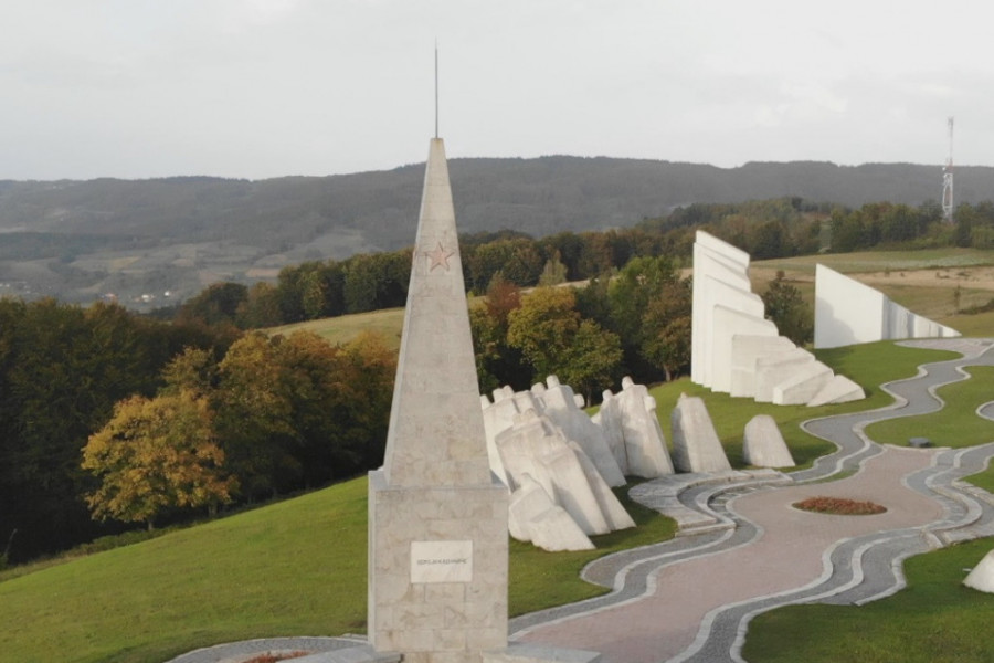 KRVAVA PIRAMIDA NA JUNAČKOM BRDU Borci Radničkog bataljona izginuli su na današnji dan pre osamdeset godina, bitka kao dokaz junaštva u Drugom svetkom ratu