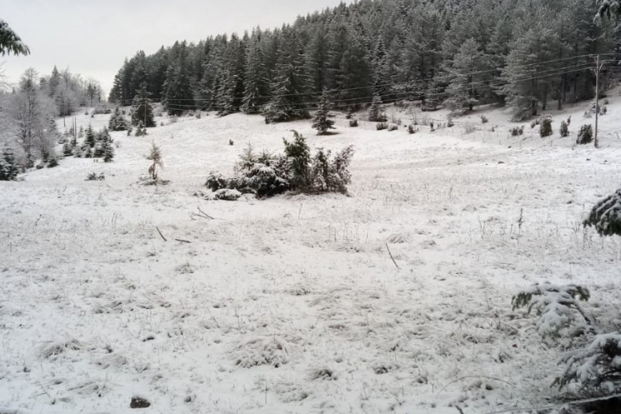 OBELEO JOŠ JEDAN VRH Sneg prekio i ovu srpsku planinu, meštani odavno priželjkivali ovakav prizor