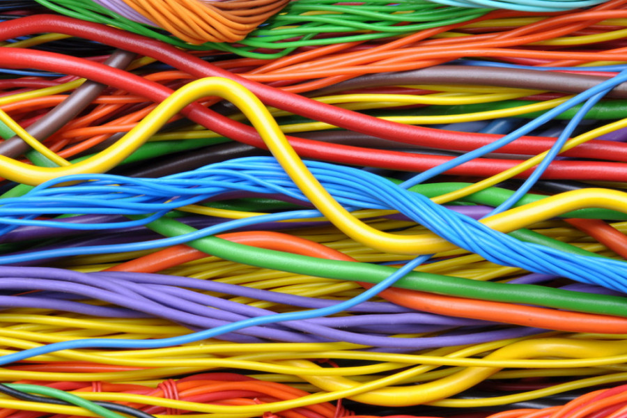 DNEVNA DOZA PRAVOPISA Kako se pravilno kaže: Kabl, kabal ili kabel?