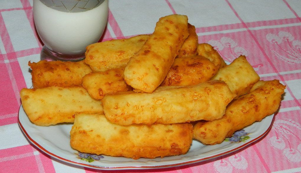 TRADICIONALNE BEOGRADSKE PIROŠKE Hrskave spolja, mekane iznutra, a ukus fenomenalan