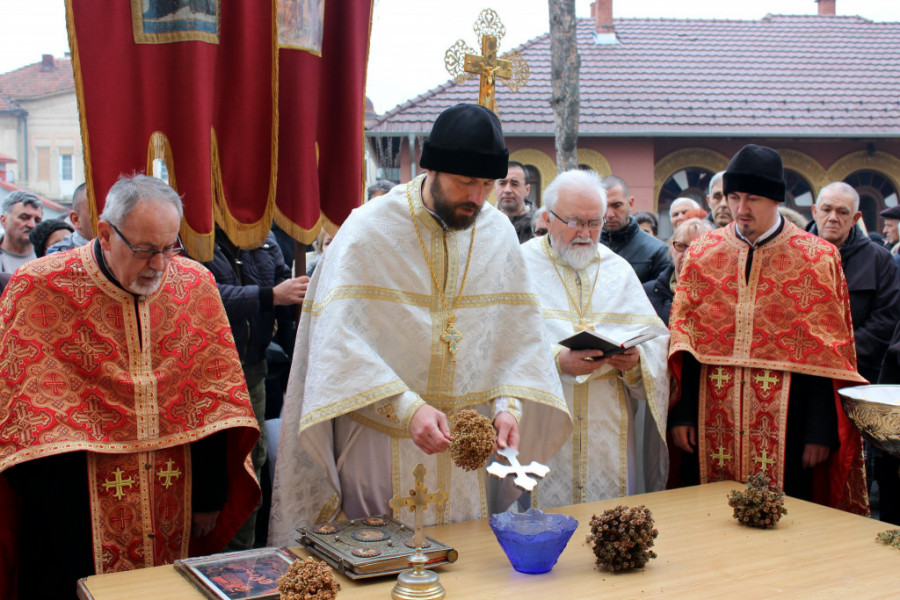 SLAVIMO Bogojavljenje: Običaji i verovanja za jedan od najznačajnijih praznika