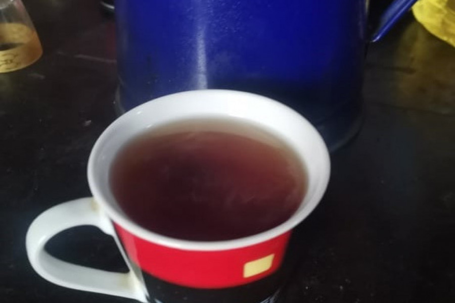TRADICIONALNI SRPSKI NAPITAK Čaj koji momentalno podiže temperaturu tela pravi se u Šumadiji od davnina i ima samo tri sastojka