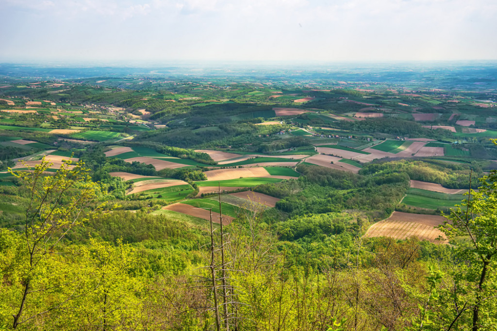 POGODNA ZA ETNO TURIZAM I IZLETE 10 razloga zašto treba posetiti planinu Cer! (VIDEO/FOTO)