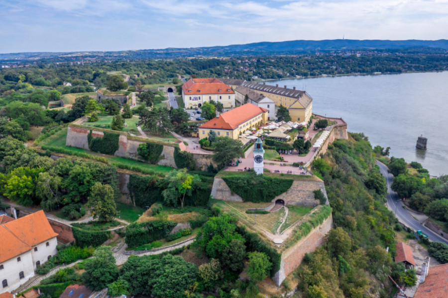 OVAJ SRPSKI GRAD MNOGI OBOŽAVAJU Stanovi se prodaju za 1.000 evra po kvadratu, a evo i kako do njih
