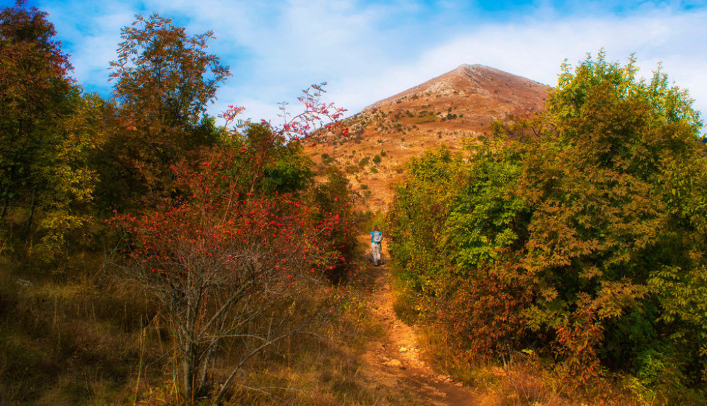 KATAKOMBE, VANZEMALJCI, "PARANORMALNO" 3 najveće misteriozne lokacije u Srbiji (FOTO)