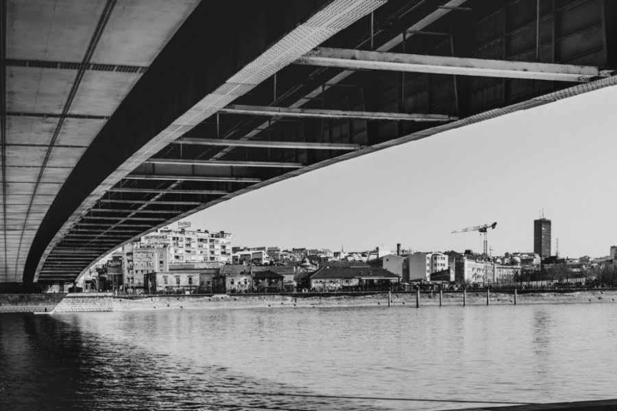 JEDINSTVENI U SVETU Beogradski savski mostovi, sve što niste o njima znali (FOTO)