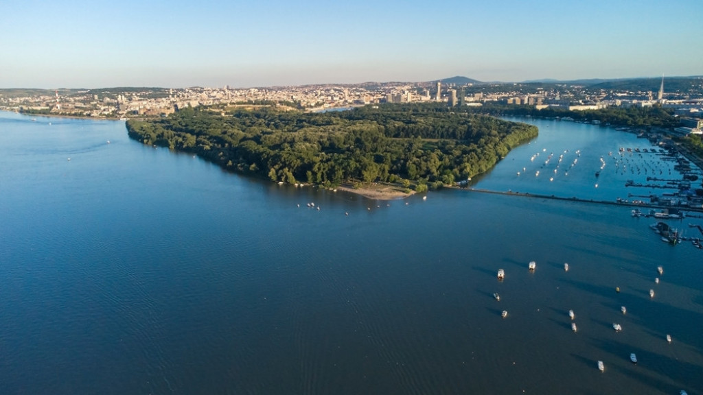 TAURUNUM, UTVRĐENA LUKA I TRGOVAČKI GRAD Nekadašnje pristanište i sedište dunavske rimske flote (VIDEO)