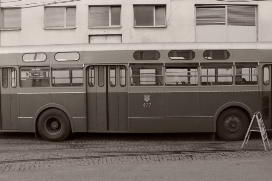 NE ŽELITE DA PLATITE "BUS PLUS"?  Ovi načini švercovanja iz prošlosti originalniji su od svih sadašnjih izgovora (VIDEO)