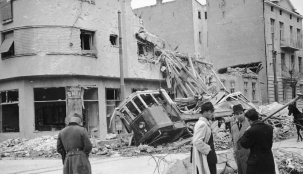 "KRVAVI APRIL", 440 TONA BOMBI U bombardovanju je izgorela i Narodna biblioteka Srbije (VIDEO)