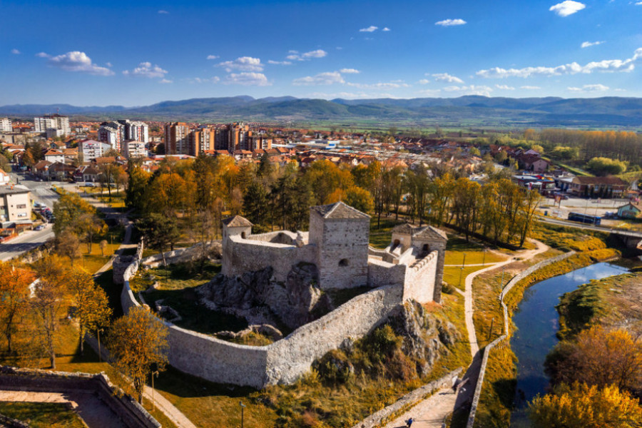 Zaboravljeni srpski grad koji je "opasan" jugoslovenski lepak proslavio