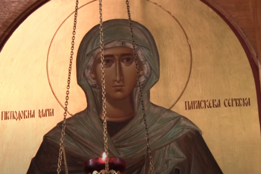 ČUDO U CRKVI SVETE PETKE: Sveće se same pale, kandila se sama klate, a krst je čudotvoran