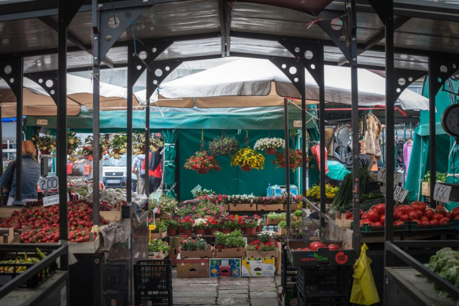 UPOZNAVANJE SA TRADICIJOM POVODOM 8. MARTA Bazar i radionice za najmlađe na beogradskim pijacama