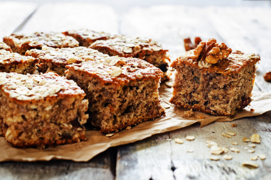 TRADICIONALNI SRPSKI RECEPT ZA ORASNICE Sitni kolačići svojim prefinjenim mirisom i ukusom predstavljaju pravi užitak za celu porodicu