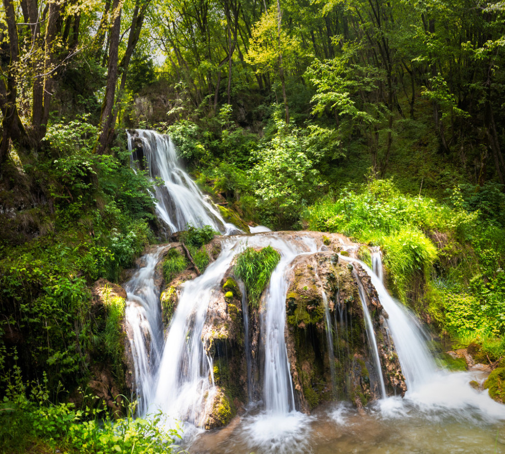 ISKORISTITE ODMOR NA PRAVI NAČIN Srpski vodopadi koje morate videti ovog proleća (FOTO)
