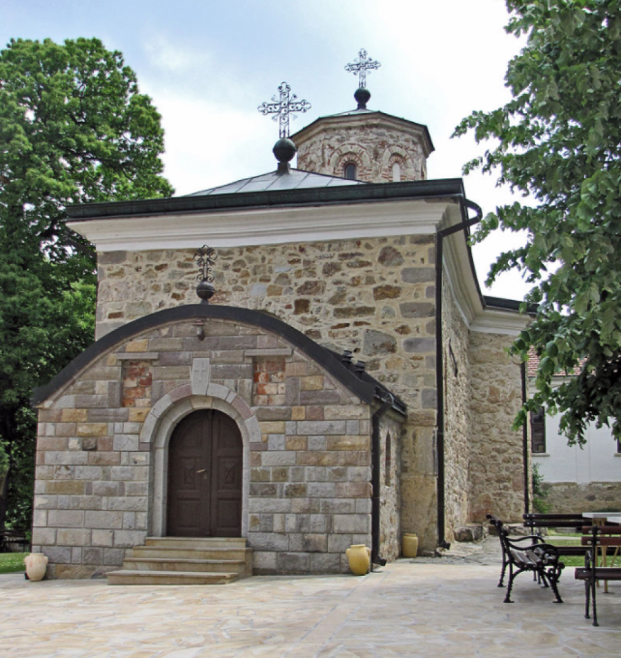 PRELEPA SVETINJA U PODNOŽJU GLEDIĆKIH PLANINA Manastir u Gruži koji se u predanju vezuje za Stefana Lazarevića