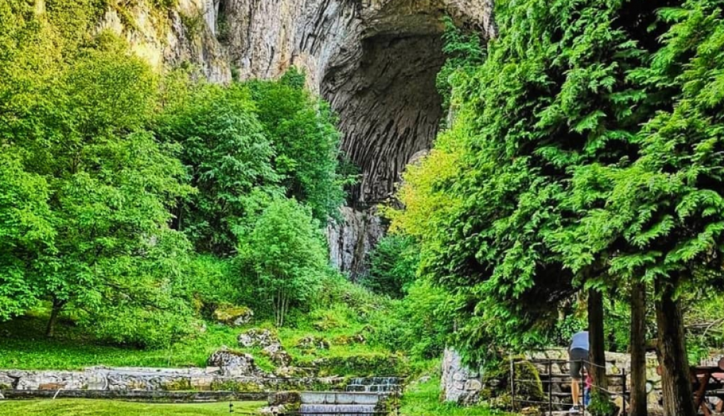 REMEK DELO PRIRODE Potpećka pećina mami turiste svojim neobičnim lepotama i istorijom još iz doba neolita (VIDEO)