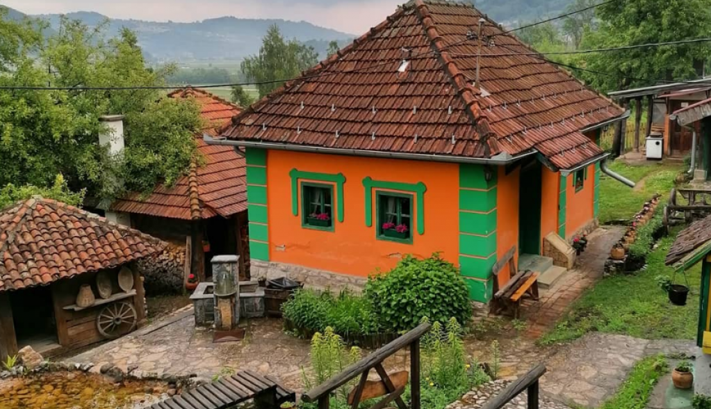 TERZIĆA AVLIJA Predstavljena je kao muzej u stilu tipičnog starog srpskog domaćinstva, koji se nalazi ispod same bukove šumice, na pradedovskom ognjištu domaćina (VIDEO)