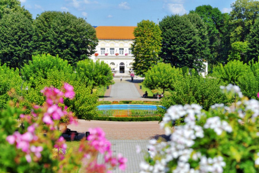 KRALJEVSKA SMRDAN BANJA Mesto sa najdužom tradicijom i omiljeno destinacija za odmor u Srbiji