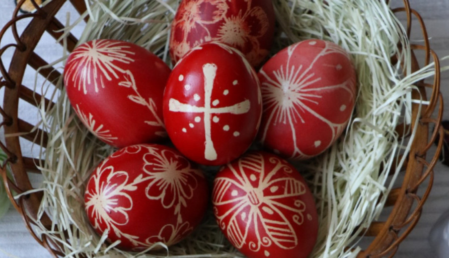 NARODNA VEROVANJA KOJA TREBA POŠTOVATI DANAS Ovo nikad ne smete da radite na Uskrs, donosi nesreću