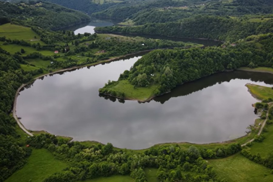 JEDNA OD NAJLEPŠIH REKA U SRBIJI Đetinja formira prelepu klisuru koja svojom lepotom privlači mnoge zaljubljenike u prirodu (VIDEO)