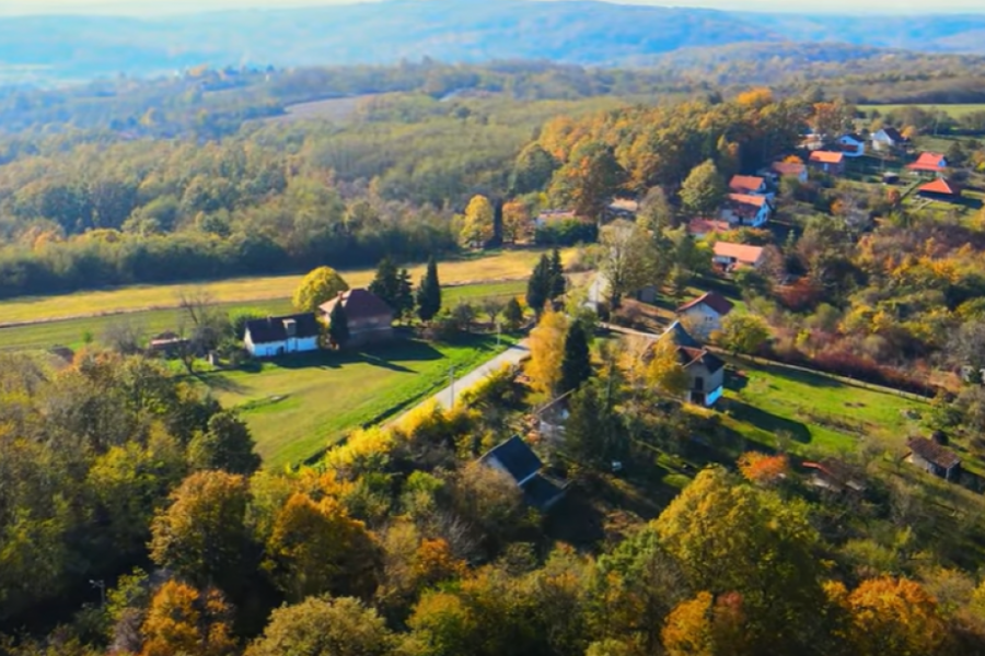 PRIČA KOJA UTERUJE STRAH U KOSTI U ovom srpskom selu meštani beže u kuće čim padne mrak (VIDEO)