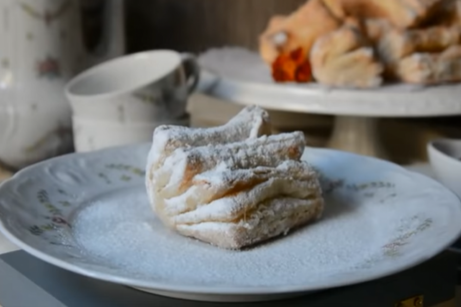 OMILJENA STARINSKA POSLASTICA Na salčiće niko nije ravnodušan, a evo kako najlakše da ih spremite