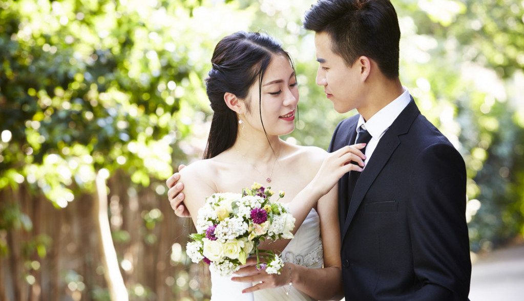 PRVI PUT U ISTORIJI OVE SVETINJE Kinez i Kineskinja se u crkvi Svetog Marka zakleli na vernost, čemu su prisustvovali i znatiželjni turisti