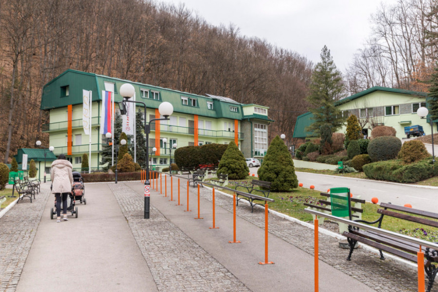 JEDNA OD NAJPOSEĆENIJIH LOKACIJA U SRBIJI Ovu retkost ima još samo Japan, a mi je imamo u Gornjoj Trepči (FOTO/VIDEO)