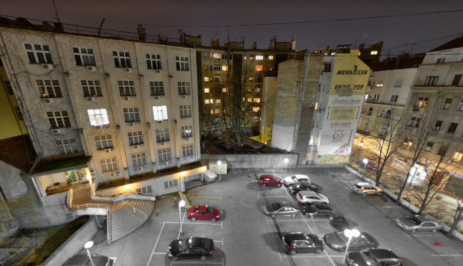 UKLETO PARKING MESTO U BEOGRADU Tajna mesta u centru grada, u Ulici Đure Jakšića 9, nikakav neobičan prizor za beogradsku predratnu arhitekturu (VIDEO/FOTO)