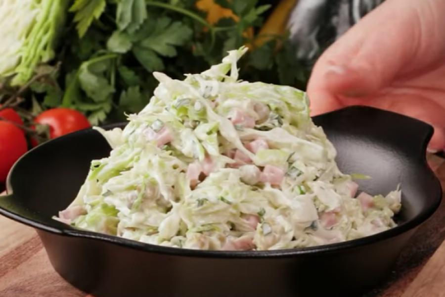 BEZ OLIVJEOVE SALATE NEMA PORODIČNE PROSLAVE Da li znate originalan recept za rusku salatu i ko je njen tvorac?