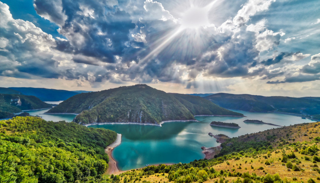 SRPSKA LEPOTICA SA NAJVEĆIM BROJEM SUNČANIH DANA Planina koja još uvek odoleva turistima i tek čeka da bude otkrivena