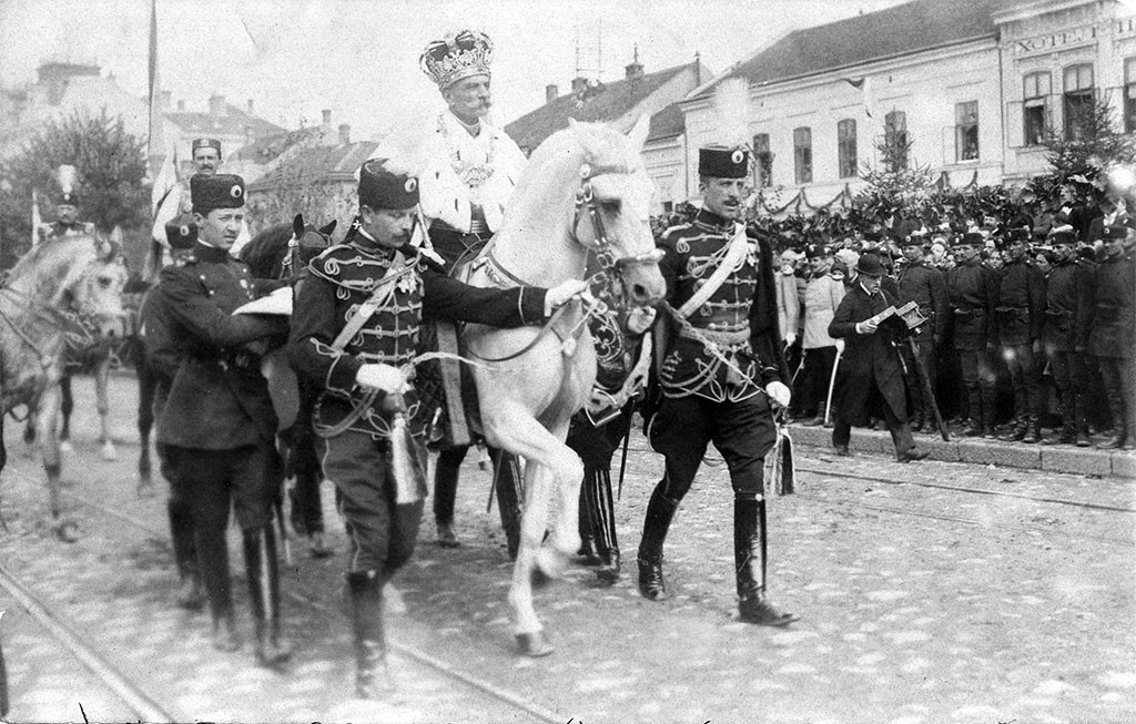 SLIKALI RUKU KRALJA PETRA I SLUČAJNO OTKRILI BOLNI SUVENIR IZ RATA: Ovo je najstariji rendgenski snimak u Srbiji (FOTO)