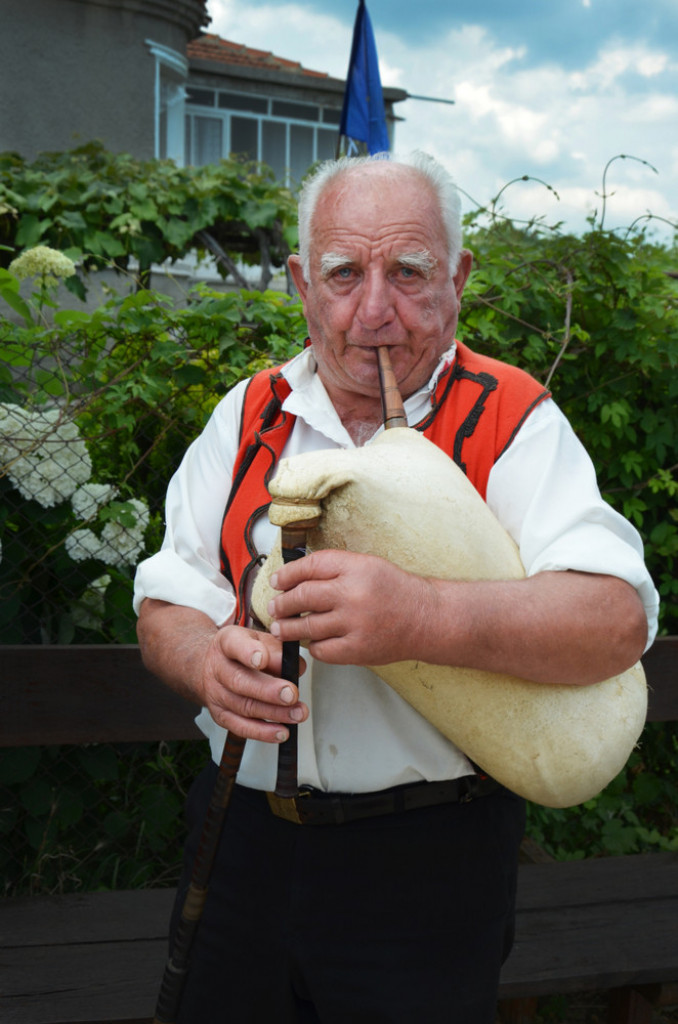 TRADICIONALNI SRPSKI MUZIČKI INSTRUMENTI Frula, gusle, tambure, gajde  i danas uživaju veliku popularnost (FOTO/VIDEO)