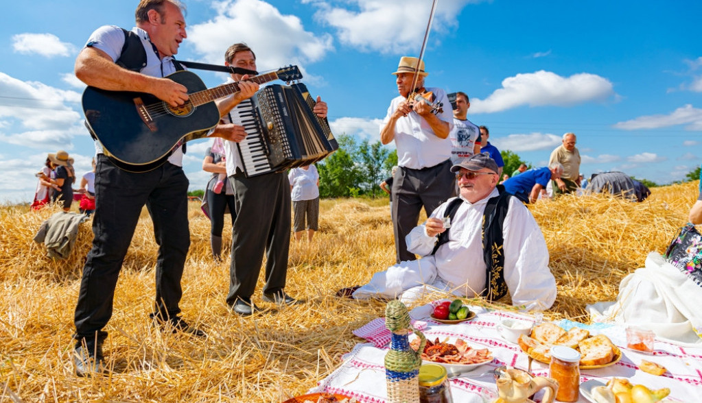 TRADICIONALNI SRPSKI MUZIČKI INSTRUMENTI Frula, gusle, tambure, gajde i danas uživaju veliku popularnost (FOTO/VIDEO)