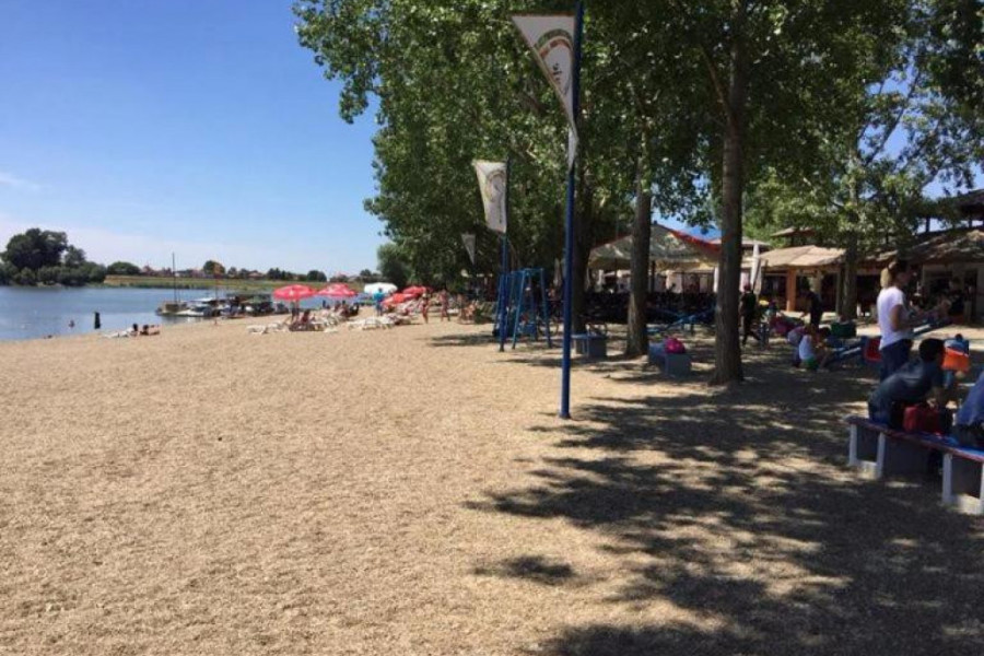 GRADSKA PLAŽA KAO NAJLEPŠE PRIMORSKE Ovo neverovatno kupalište u Srbiji svi hvale, evo zašto je postalo hit na društvenim mrežama! (FOTO)