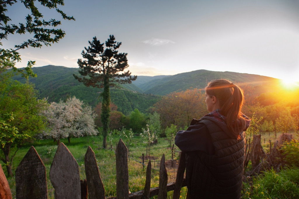 SVE PREDNOSTI RURALNOG ŽIVOTA Selo je idealno mesto za život ako tražite harmoniju sa prirodom (FOTO/VIDEO)