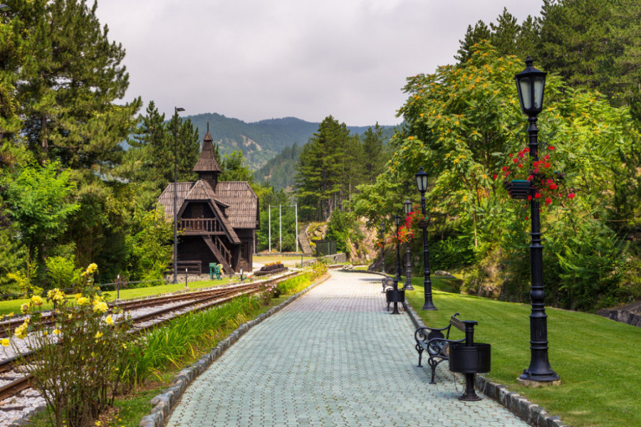 NAJBOLJE TURISTIČKO SELO NA SVETU? Mokra Gora konačno svetski priznata, a pala je i saradnja sa Solčavom iz Slovenije (FOTO/VIDEO)