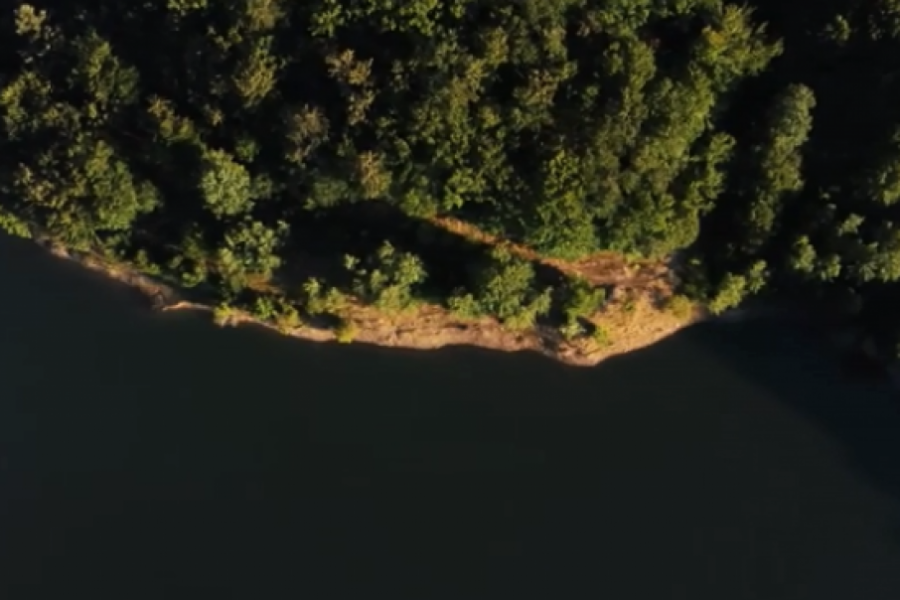 OMILJENO MESTO ZA KUPANJE Krajkovačko jezero sve popularnije, a evo i kako izgleda (FOTO/VIDEO)