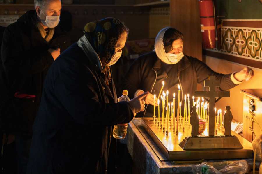 ŠTA ZNAČI BITI PRAVOSLAVAN Pravi pravoslavac ove stvari nikako ne sme činiti!