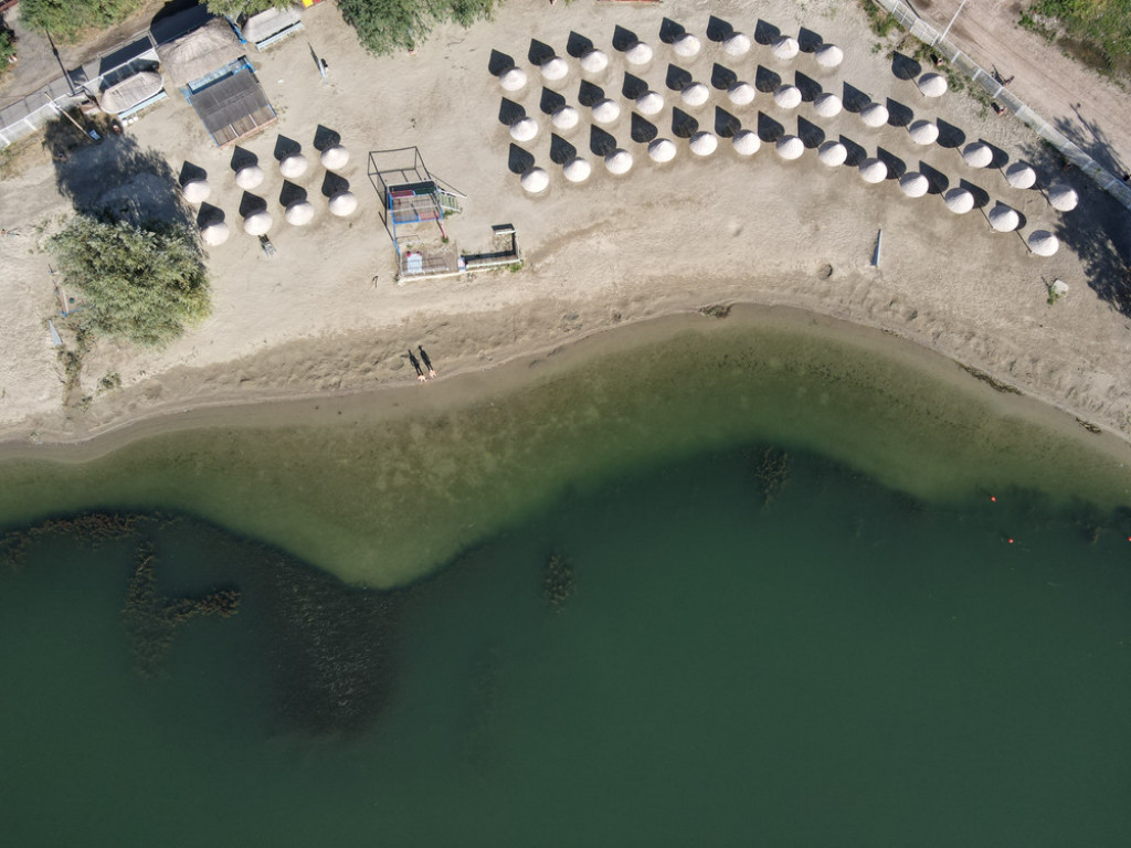 RAJ ZA ODMOR I BEG U PRIRODU Jezero koje pleni lepotom, idealno za ribolov i šetnju (FOTO)