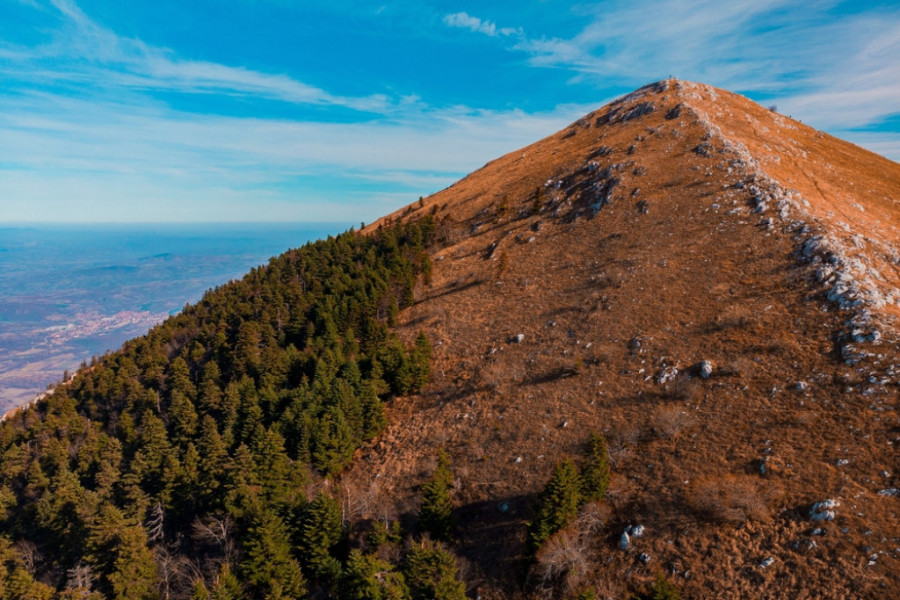 MALO JE PLANINA KOJE BUDE MAŠTU Takozvani 